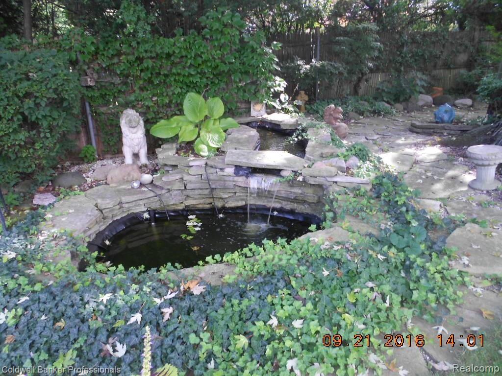 21 Beacon Hill Road Grosse Pointe Farms, MI 48236 - Photo 13 of 93