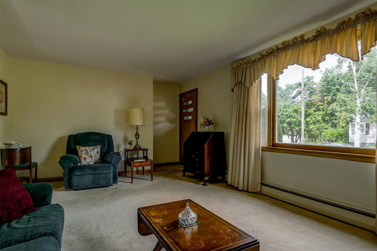 731 Howe Street Manchester, NH 03103 - Photo 5 of 11