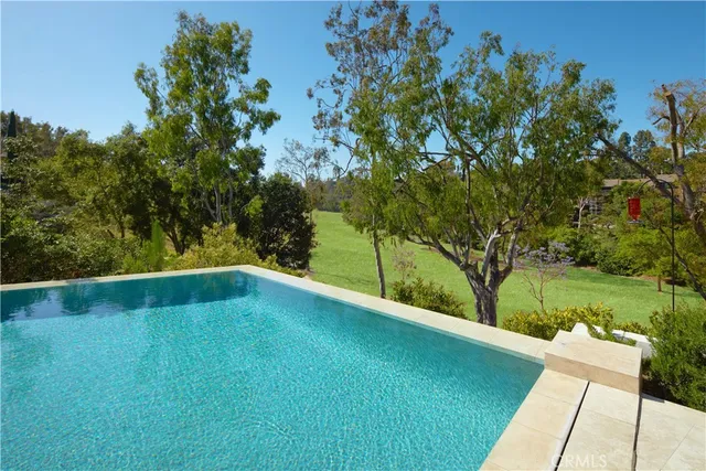 $9,295,000 | 22 Cherry Hills Lane, Newport Beach, CA 92660