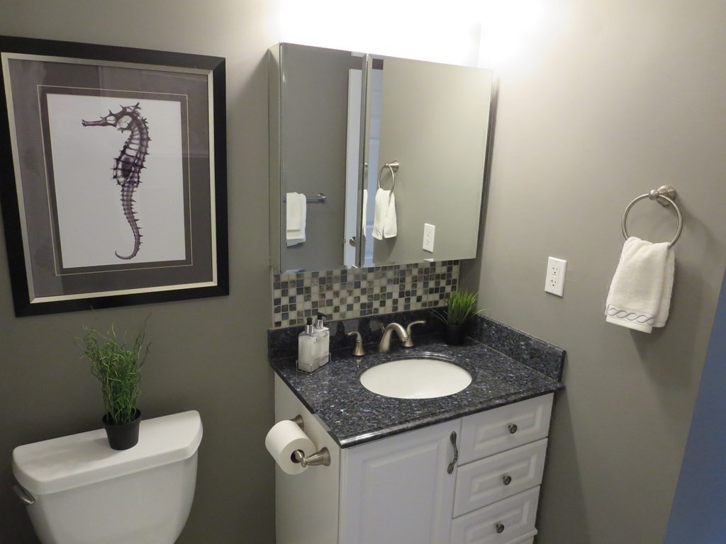 121 Water Street, Unit 33 Beverly, MA 01915 - Photo 9 of 20