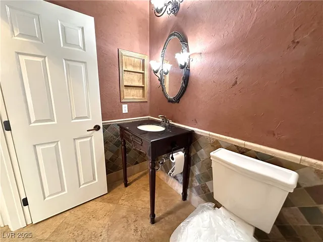 $2,450 | 271 Tayman Park Avenue, Las Vegas, NV 89148