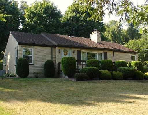 136 Galley Road Canonsburg, PA 15317 - Photo 1 of 17 Exterior Front.