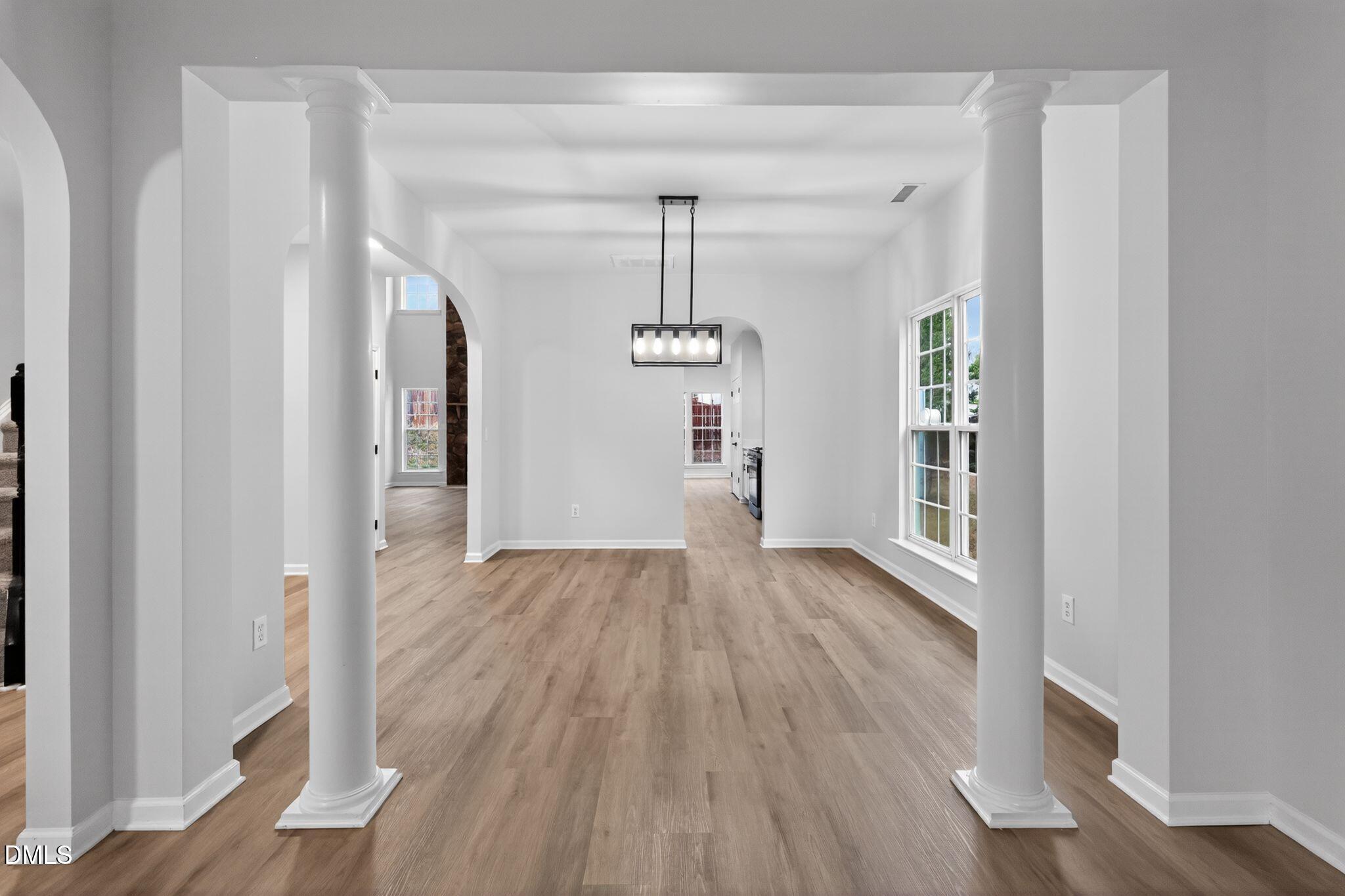 5143 Primland Lane Raleigh, NC 27610 - Photo 10 of 21 14_5143_Primland_Ln_Raleigh_NC_27610-Din