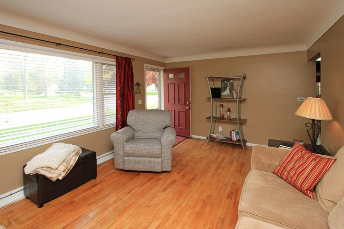 4308 Grand Prairie Road Kalamazoo, MI 49006 - Photo 3 of 18 Grand Prairie_12
