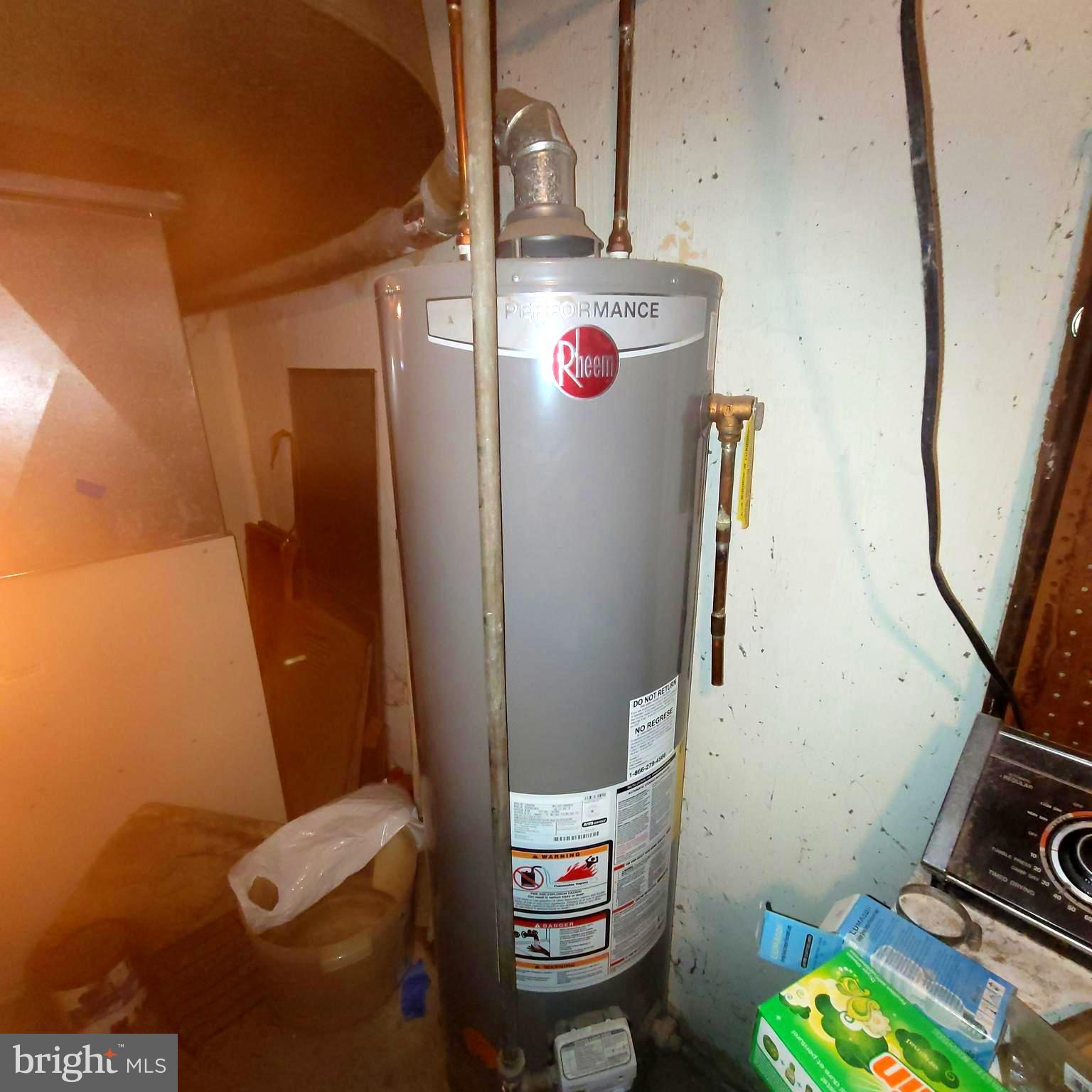 7804 Fayette Street Philadelphia, PA 19150 - Photo 38 of 40 Hotwater