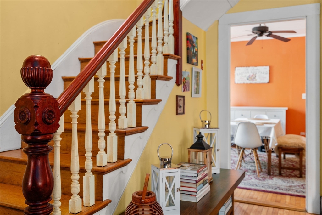 9 Sheridan Road Swampscott, MA 01907 - Photo 2 of 37