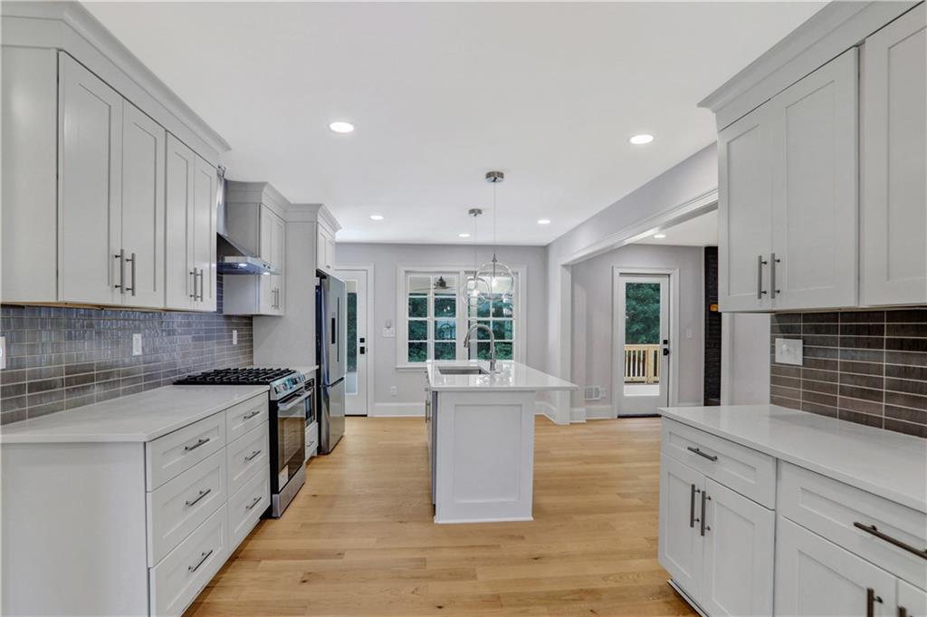 3531 Midvale Cove Tucker, GA 30084 - Photo 3 of 41