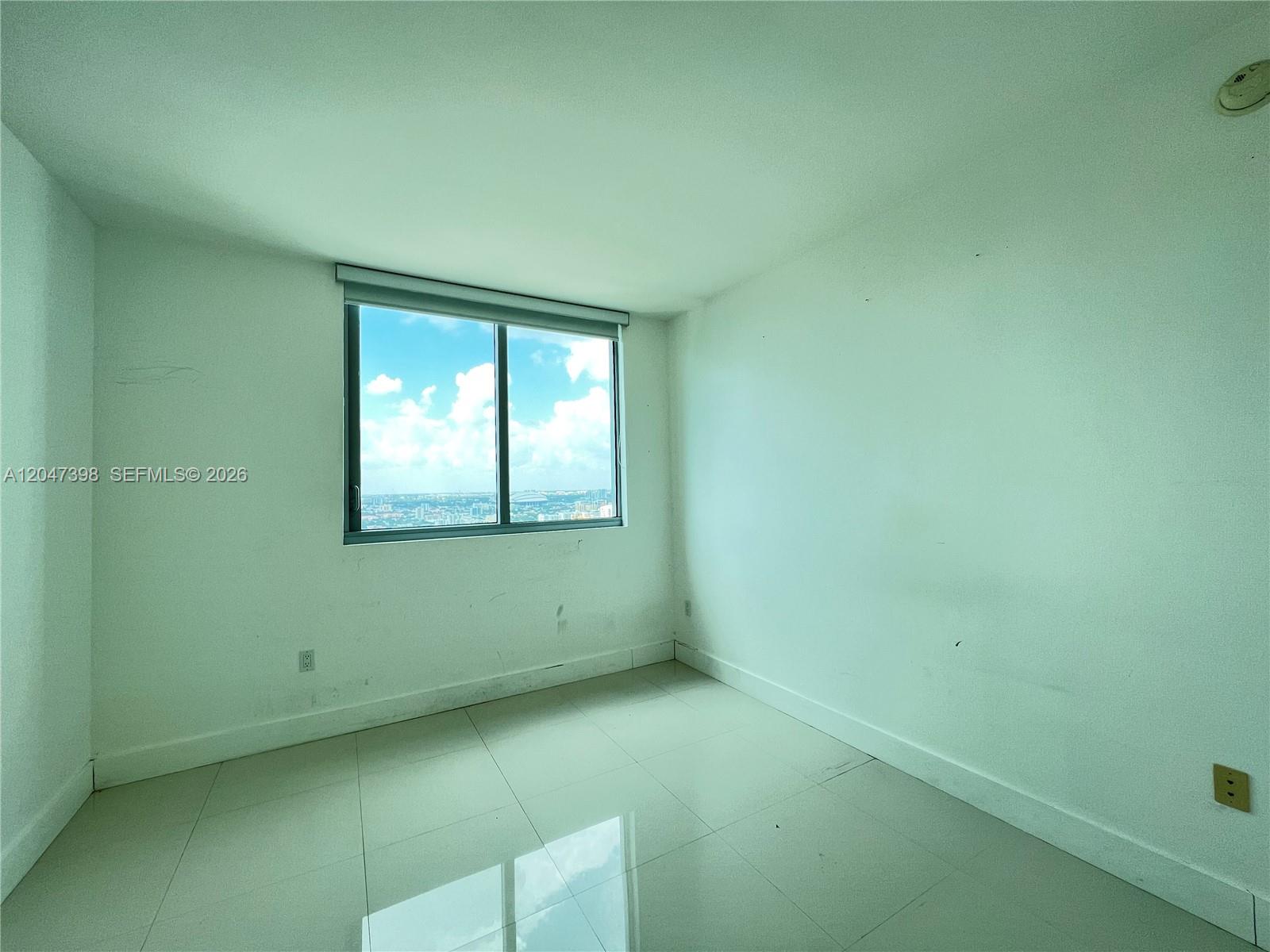 92 Southwest 3rd Street, Unit 3310 Miami, FL 33130 - Photo 17 of 26
