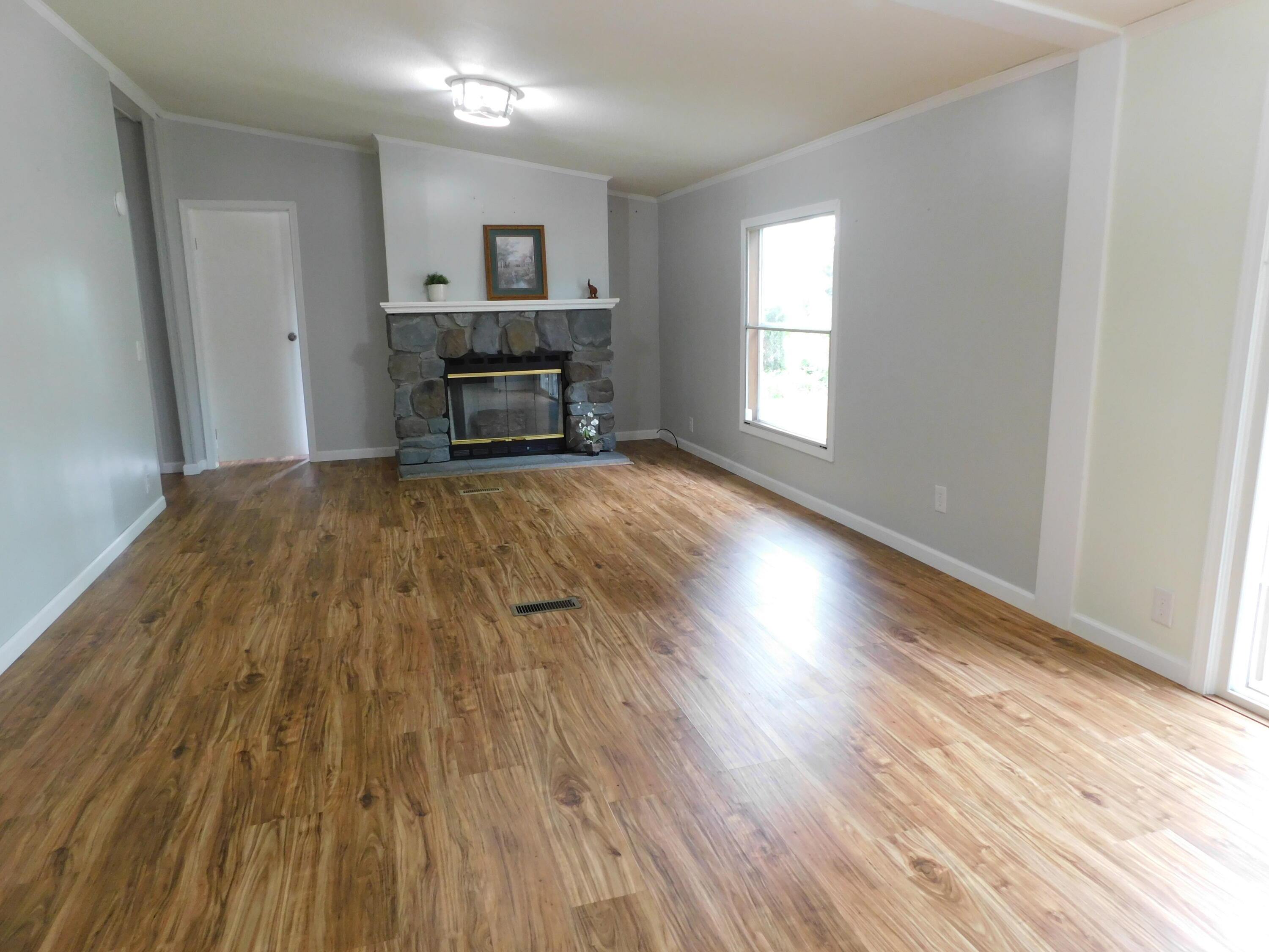 4711 Walnut Road, Unit LOT H8 Buckeye Lake, OH 43008 - Photo 11 of 42 Fireplace