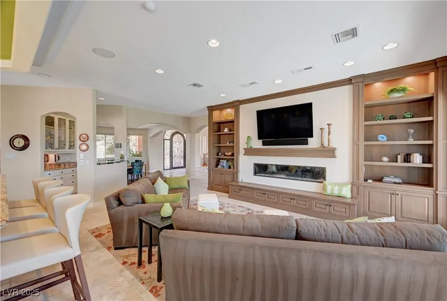 $3,500,000 | 2 Camino Barcelona Place, Henderson, NV 89011