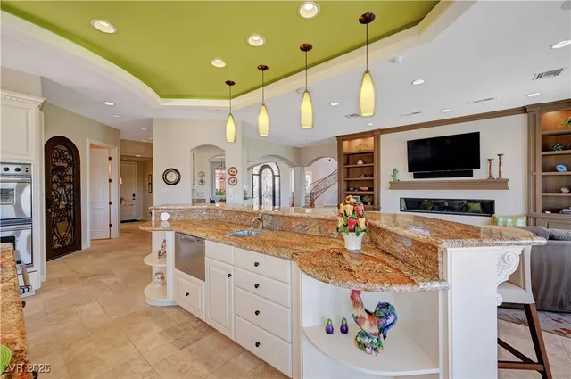 $3,500,000 | 2 Camino Barcelona Place, Henderson, NV 89011