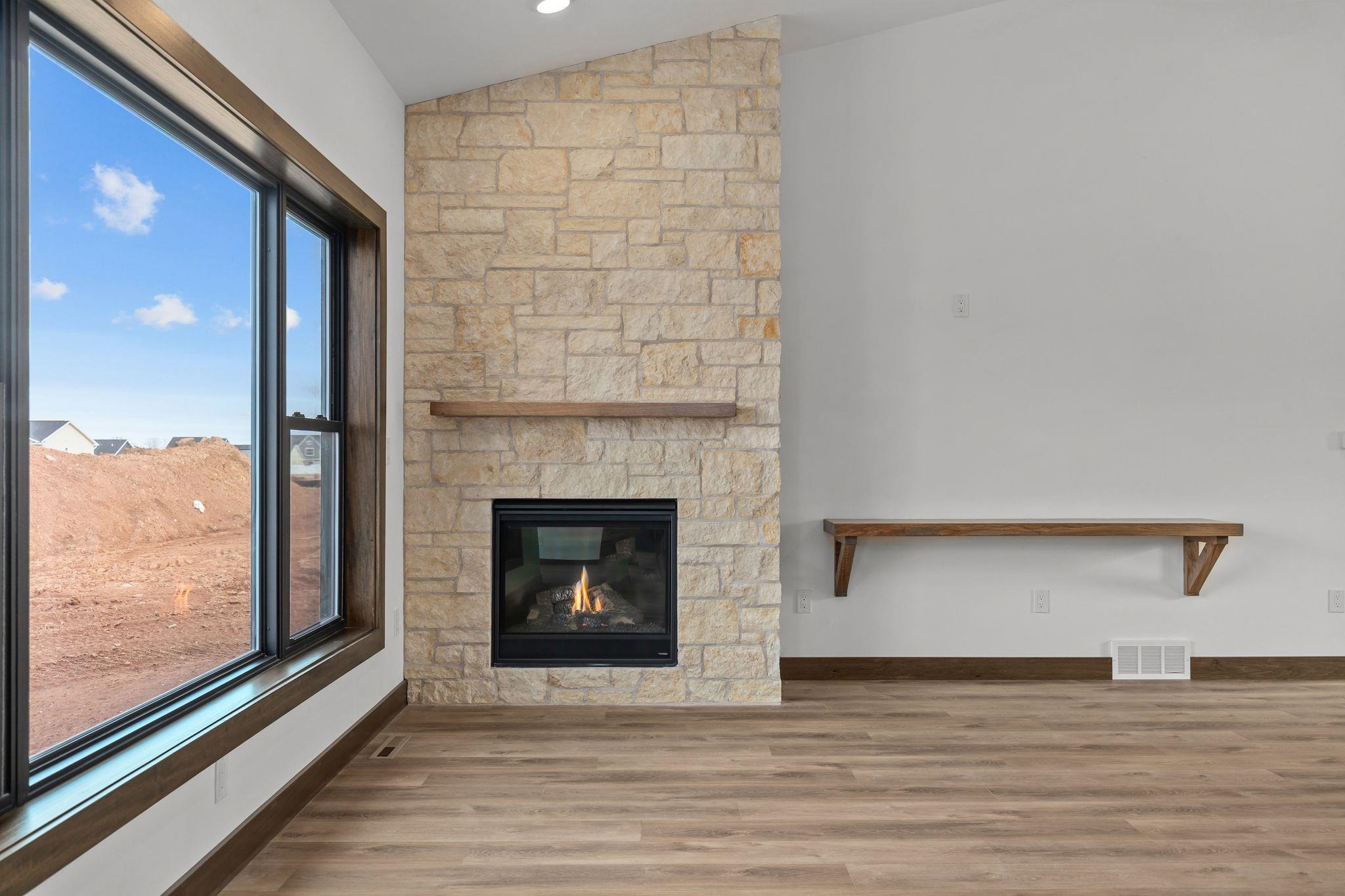 N9265 Anton Court Appleton, WI 54915 - Photo 15 of 46