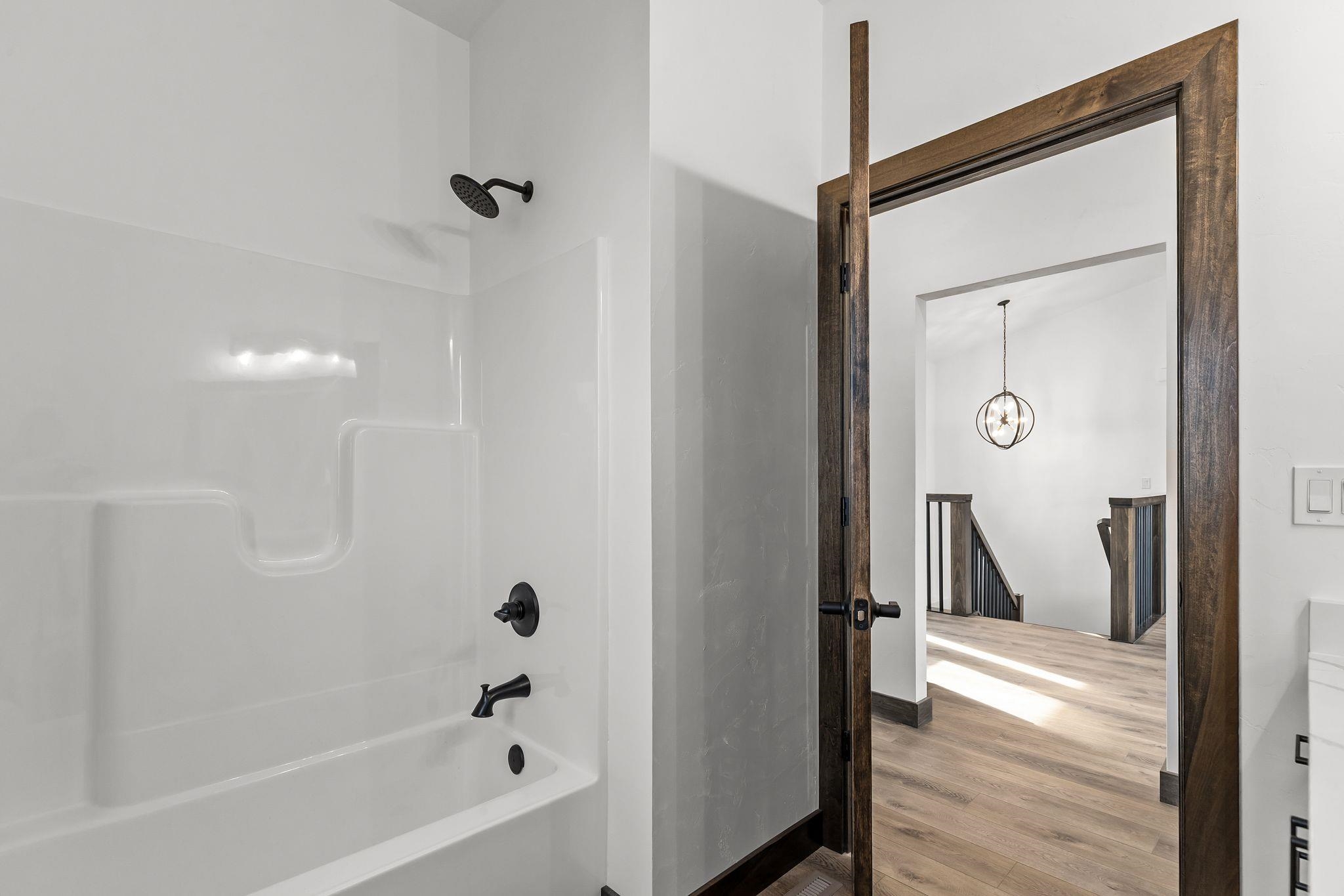 N9265 Anton Court Appleton, WI 54915 - Photo 33 of 46