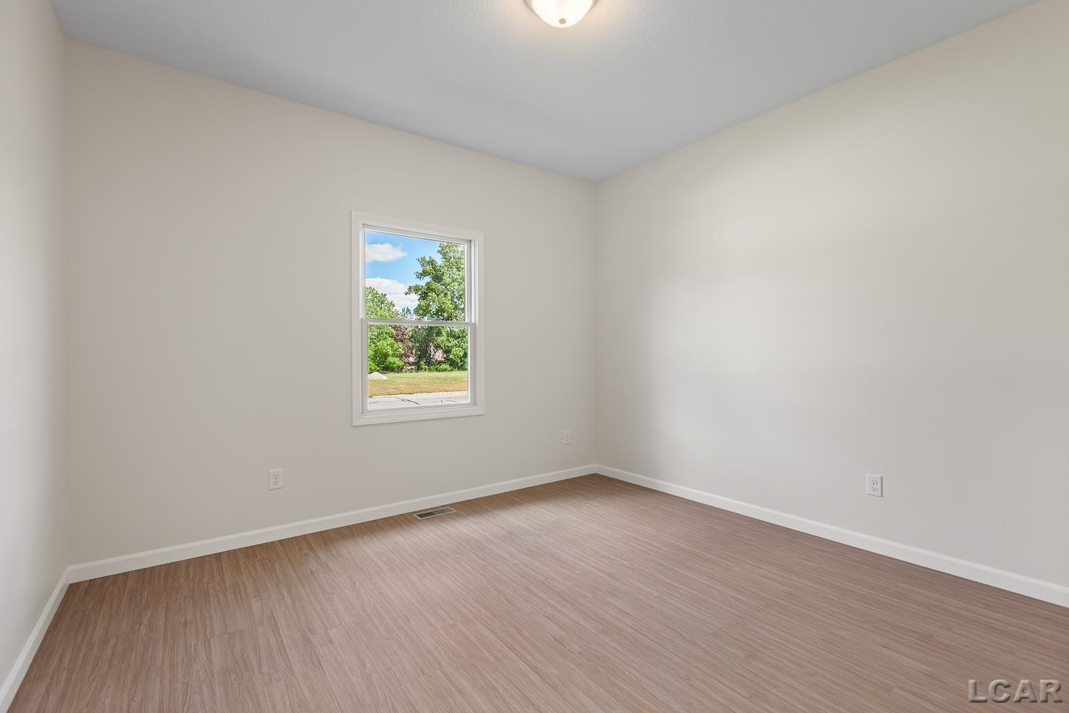 4173 Evergreen Road Adrian, MI 49221 - Photo 21 of 36