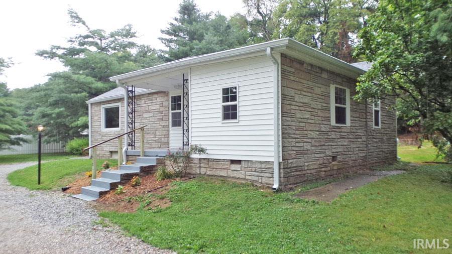 3658 Junkins Road Vincennes, IN 47591 - Photo 3 of 22 Gallery Image 3