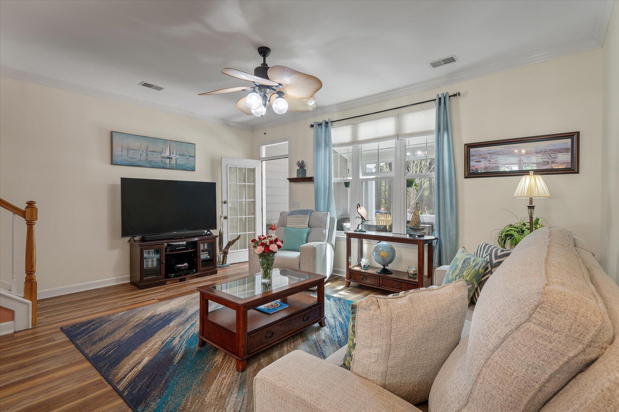 3464 Billings Street Mount Pleasant, SC 29466 - Photo 5 of 46 Living Room