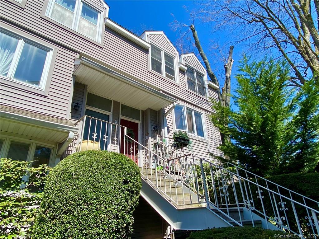 2700 Bedford Street, Unit W, Stamford, CT 06905 Compass