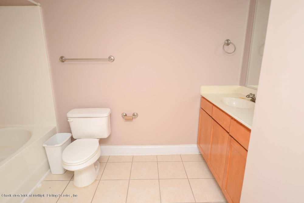 2005 Basildon Road Mount Pleasant, SC 29466 - Photo 19 of 21 Bathroom (1 of 1)