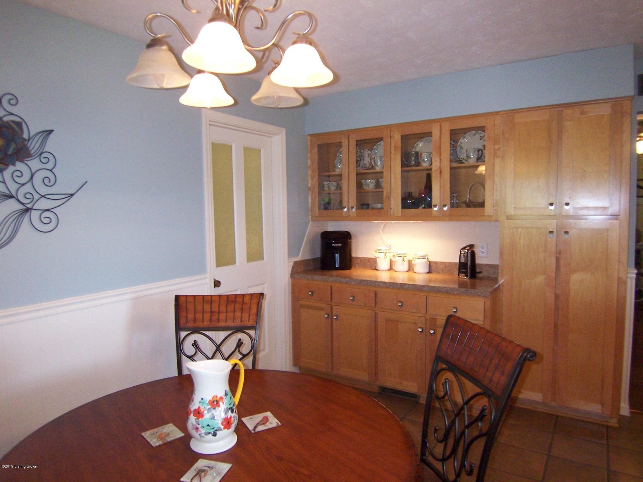5874 Springfield Road Bardstown, KY 40004 - Photo 18 of 44 15