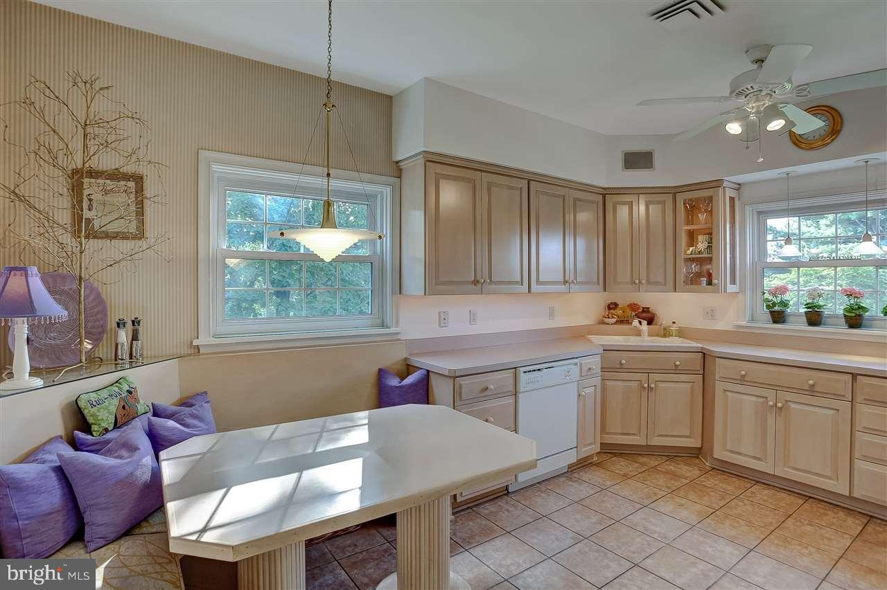 4305 Crestview Road Harrisburg, PA 17112 - Photo 11 of 25 Gallery Image 11