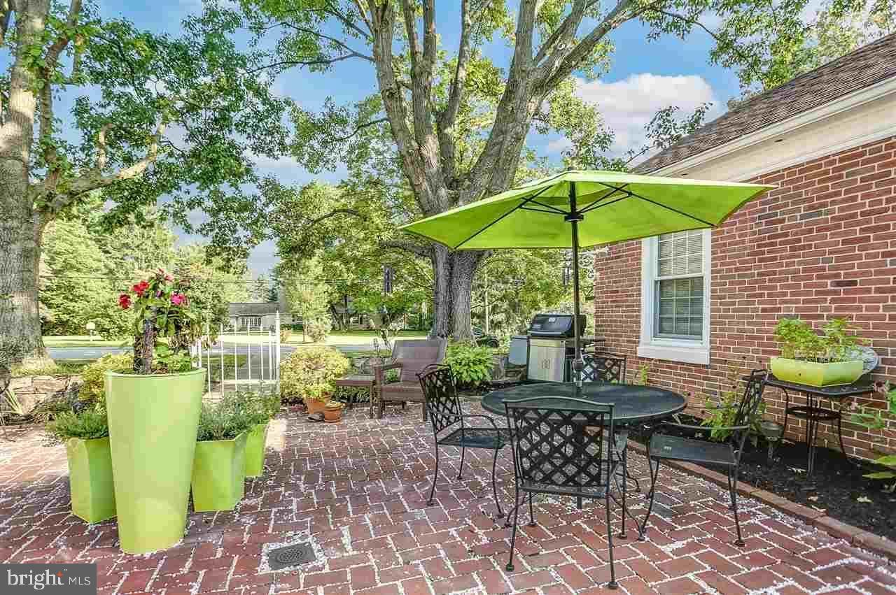 4305 Crestview Road Harrisburg, PA 17112 - Photo 5 of 25 Gallery Image 5