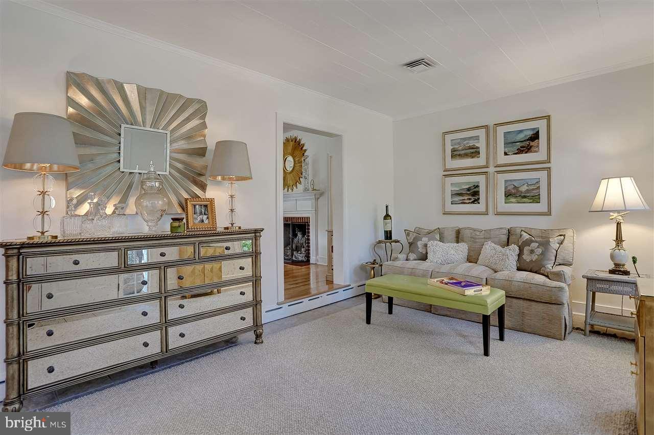 4305 Crestview Road Harrisburg, PA 17112 - Photo 7 of 25 Gallery Image 7