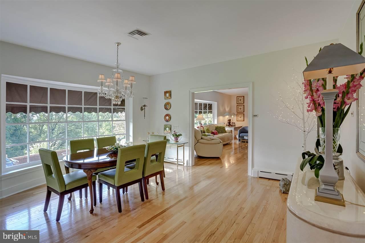 4305 Crestview Road Harrisburg, PA 17112 - Photo 10 of 25 Gallery Image 10