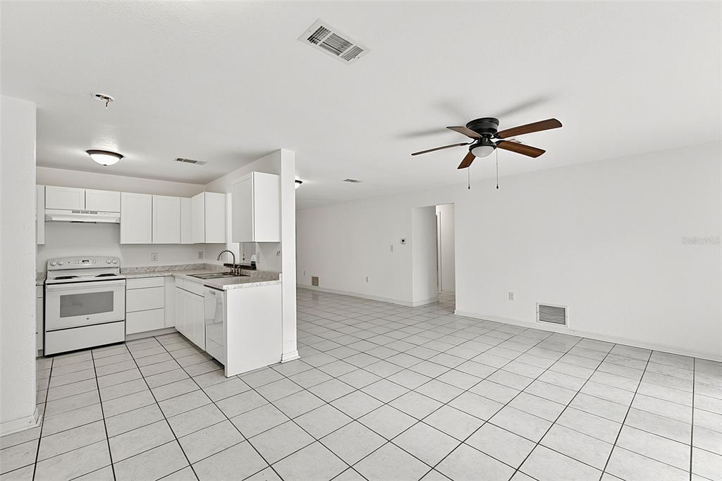 887 Leeward Road Venice, FL 34293 - Photo 19 of 38