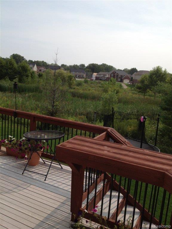 3609 Everett Drive Rochester, MI 48307 - Photo 8 of 9 photo 1.JPG