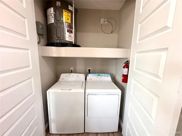 $1,000 | 4004 Walnut Avenue, Unit 1, McAllen, TX 78501