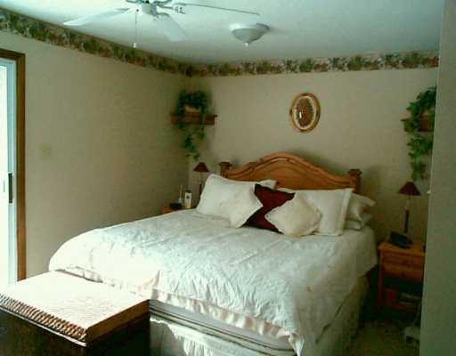 425 Amsler Ridge Road Economy, PA 15143 - Photo 5 of 8