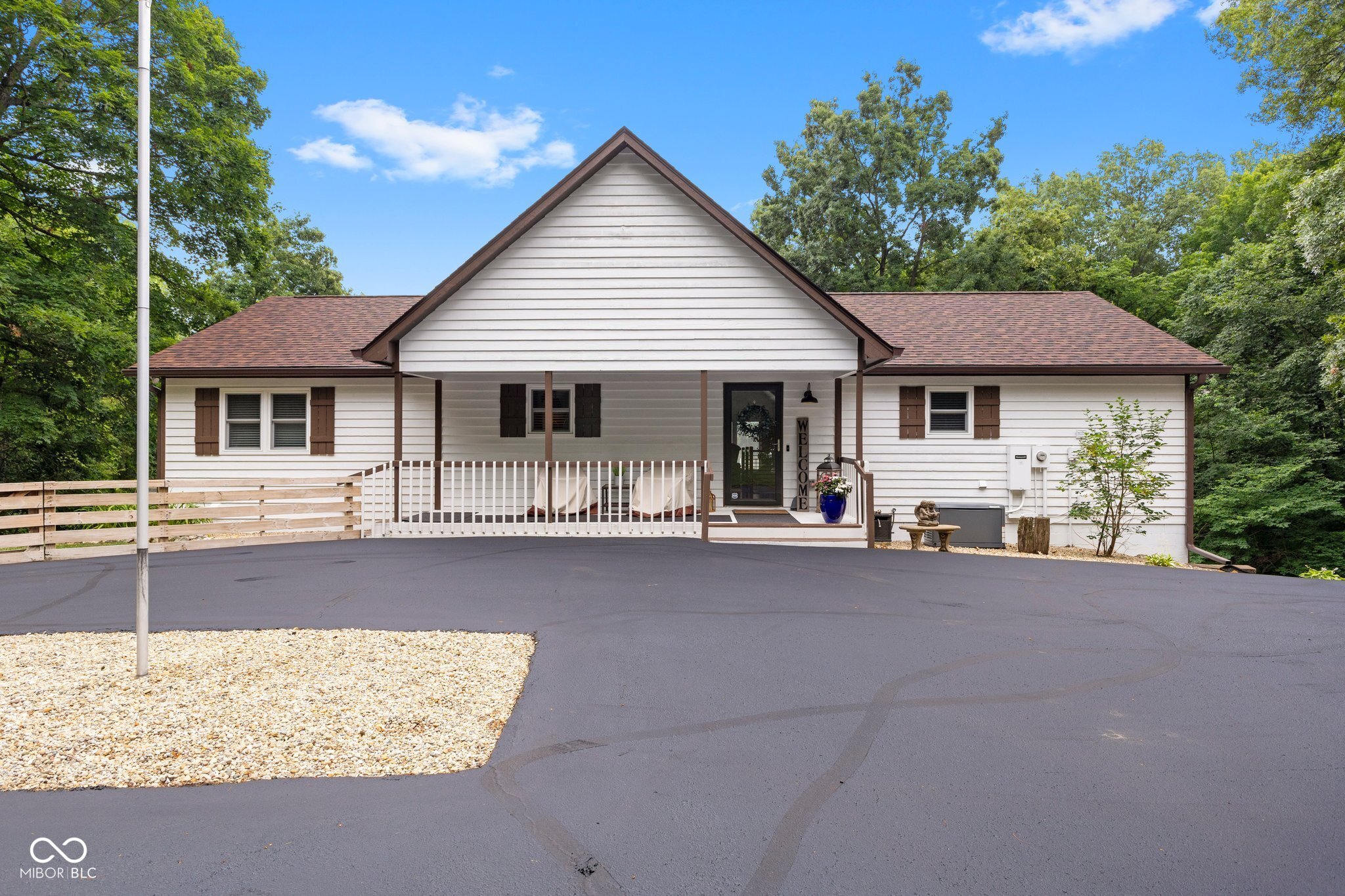 7701 Center Lake Road Nineveh, IN 46164 - Photo 4 of 51