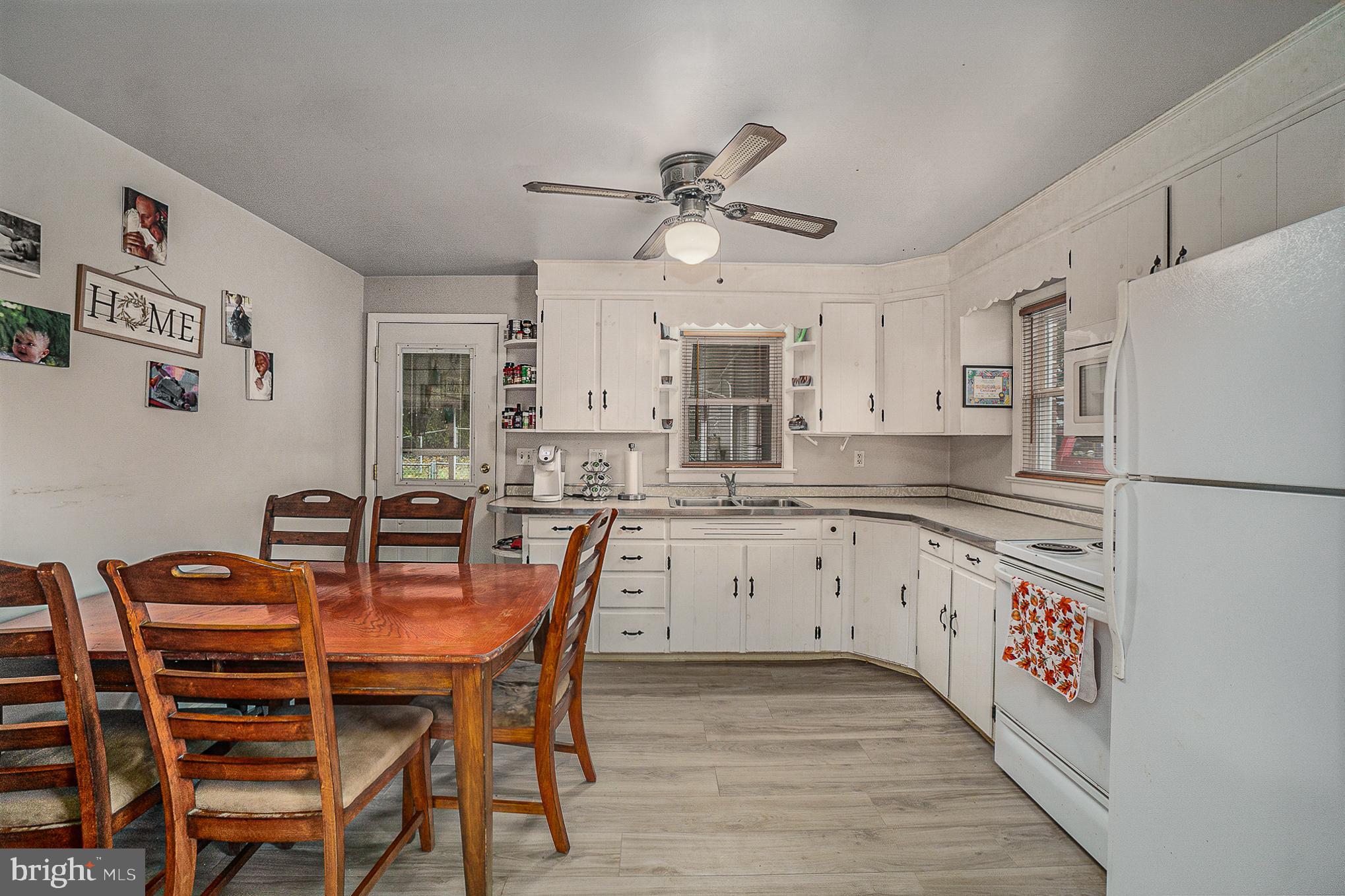 2033 West Trindle Road Carlisle, PA 17013 - Photo 12 of 25 Gallery Image 12