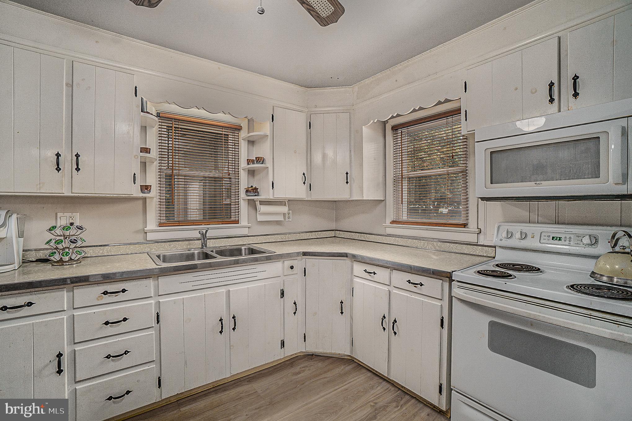 2033 West Trindle Road Carlisle, PA 17013 - Photo 13 of 25 Gallery Image 13