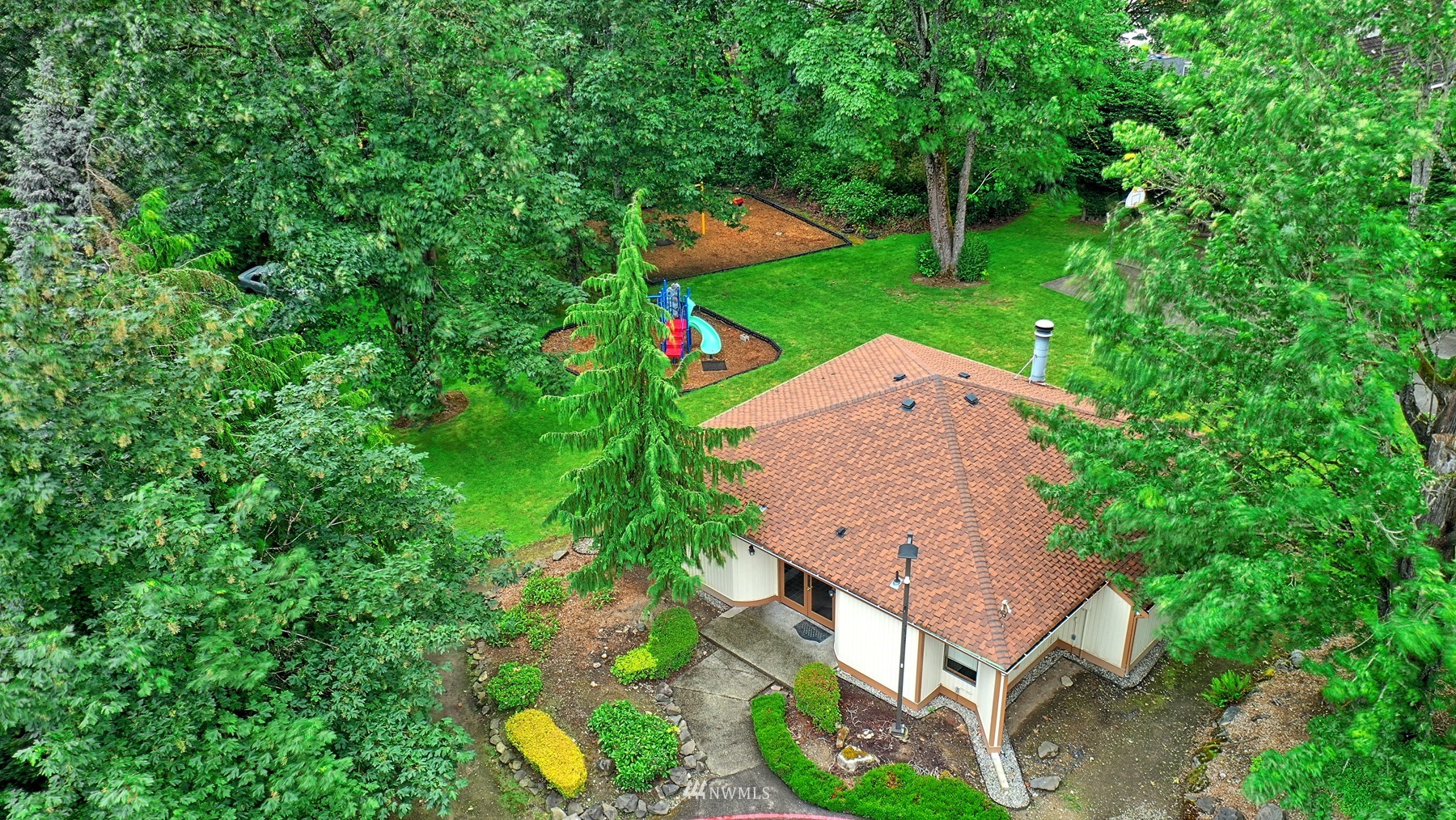 2340 Southeast 8th Place Renton, WA 98057 - Photo 25 of 25 Gallery Image 25