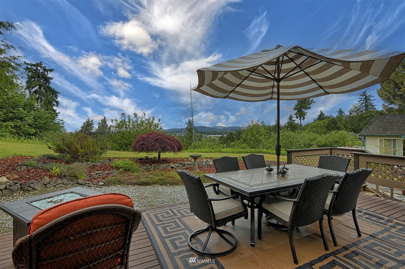 2340 Southeast 8th Place Renton, WA 98057 - Photo 7 of 25 Gallery Image 7