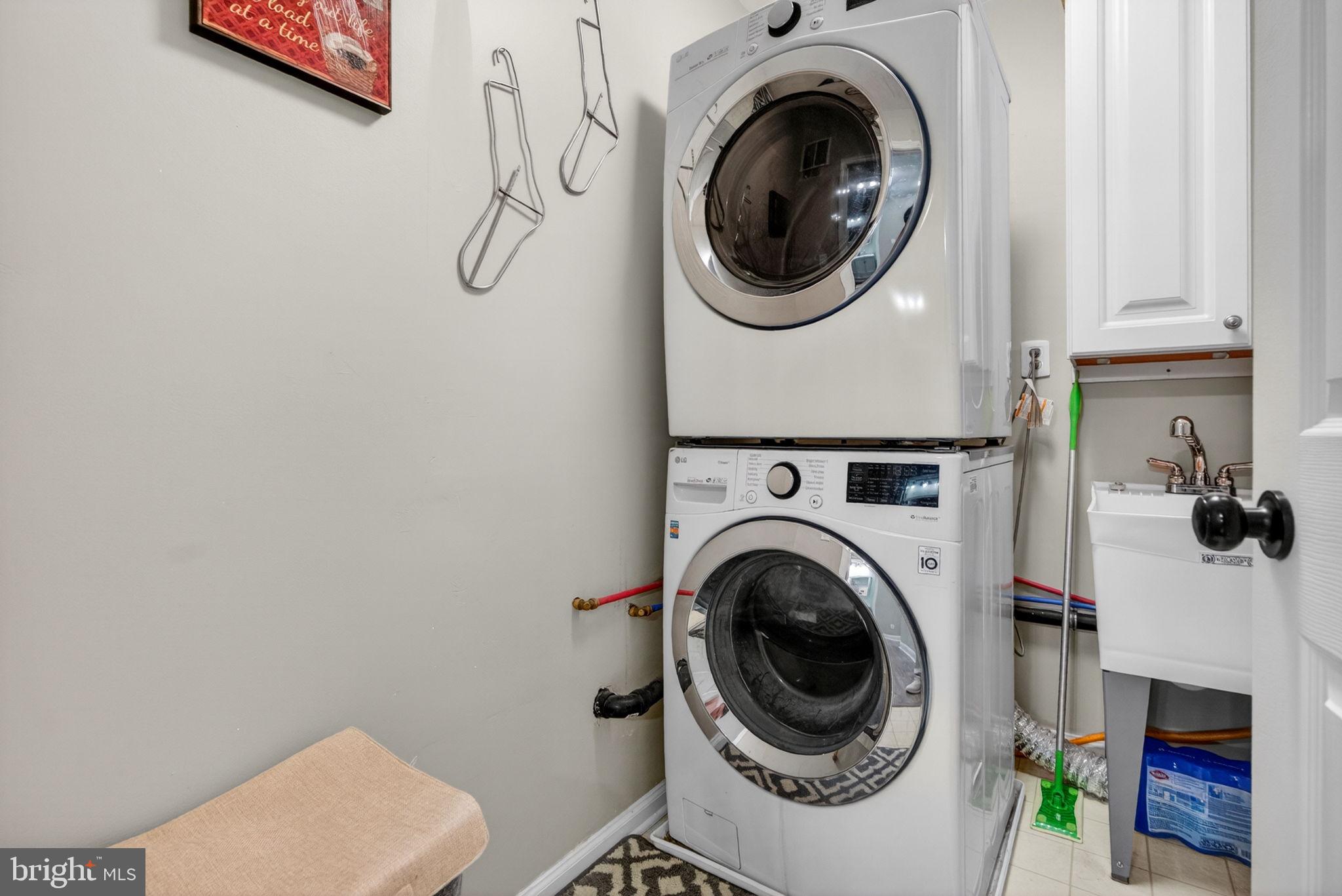2807 Gramercy Way Mount Laurel, NJ 08054 - Photo 31 of 45 Laundry Room Upstairs