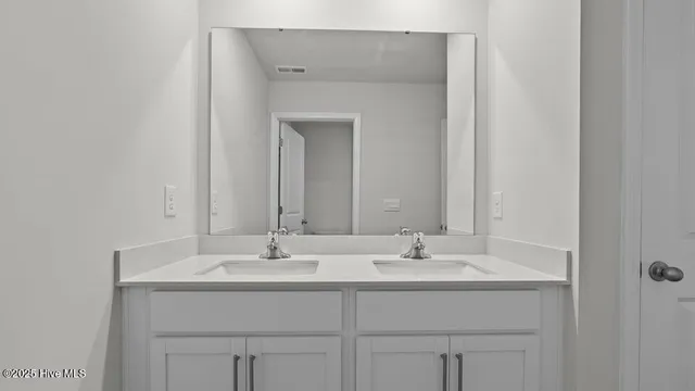 $332,490 | 101 Claude Street, La Grange, NC 28551