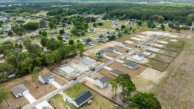 $332,490 | 101 Claude Street, La Grange, NC 28551