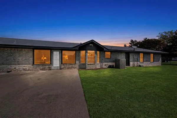 $475,000 | 529 Morris Lane, Greenville, TX 75402