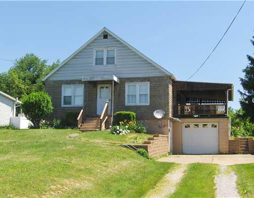 66 South Kings Creek Road Burgettstown, PA 15021 - Photo 1 of 12 Exterior Front.