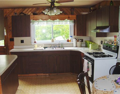 66 South Kings Creek Road Burgettstown, PA 15021 - Photo 2 of 12 Kitchen.