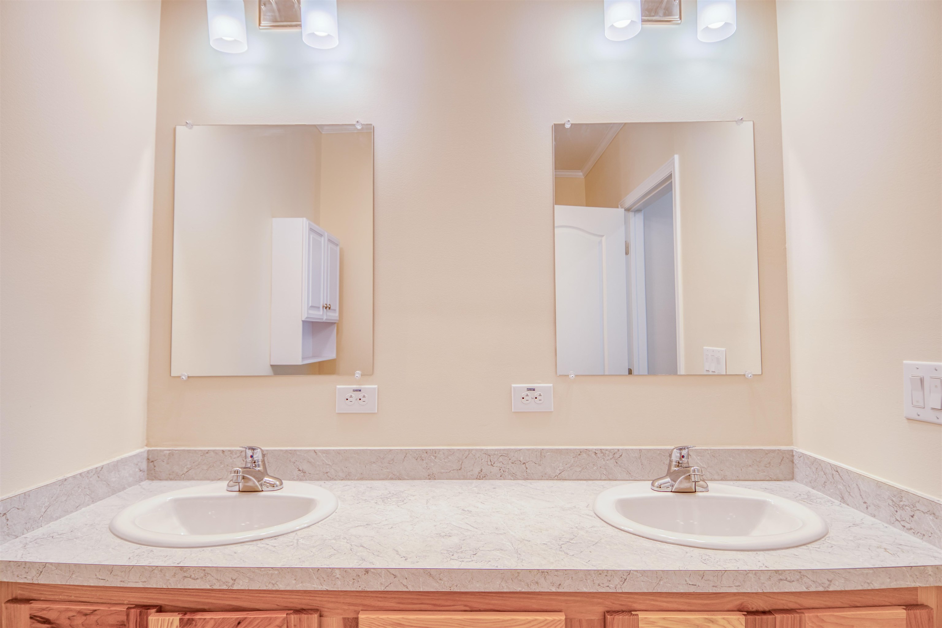 85 Mathieu Drive Barre Town, VT 05641 - Photo 14 of 23 Gallery Image 14