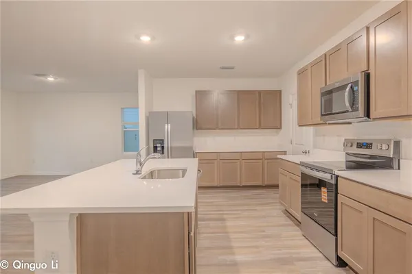 $2,850 | 32463 Weathered Oak Drive, Wesley Chapel, FL 33543