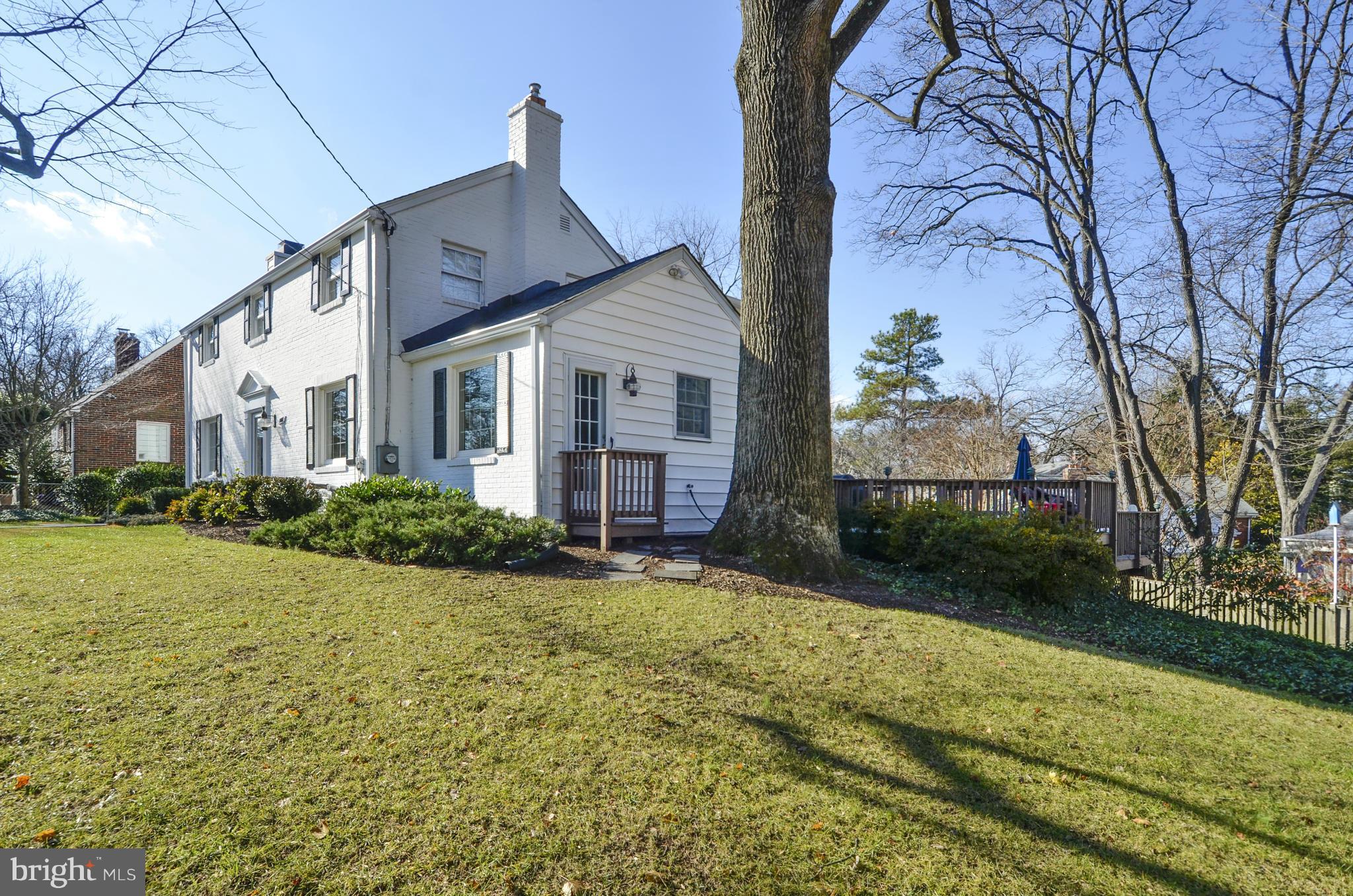 10204 Cherry Tree Lane Silver Spring, MD 20901 - Photo 2 of 29 Exterior (Front)