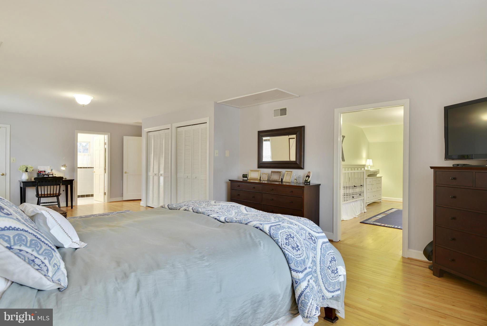 10204 Cherry Tree Lane Silver Spring, MD 20901 - Photo 20 of 29 Bedroom (Master)