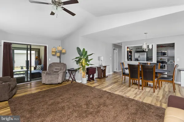 $2,900 | 29 Fireside Circle, Columbus, NJ 08022