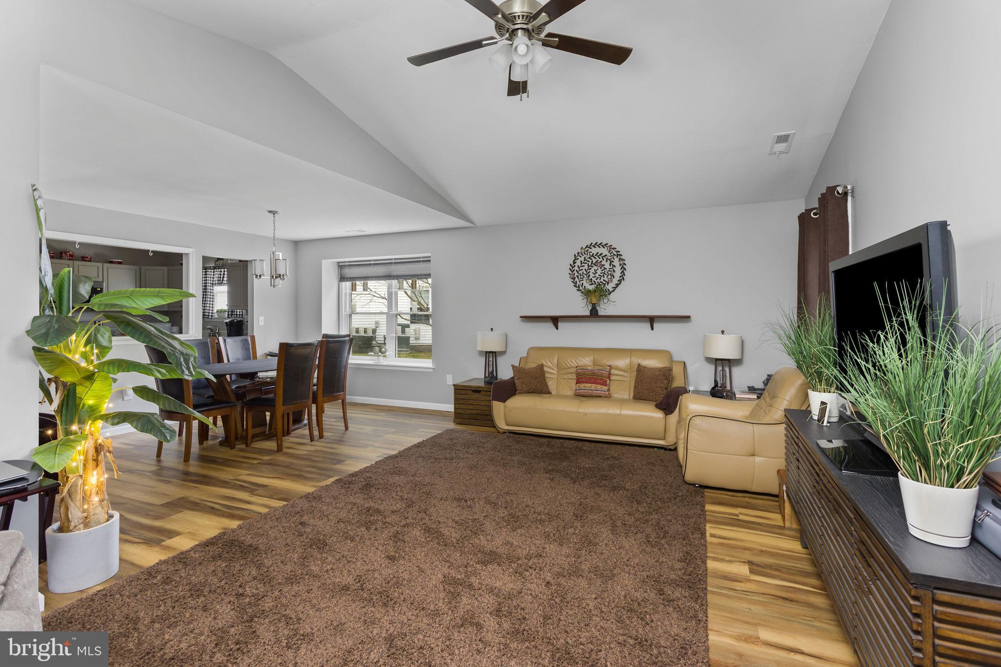 29 Fireside Circle Columbus, NJ 08022 - Photo 9 of 19