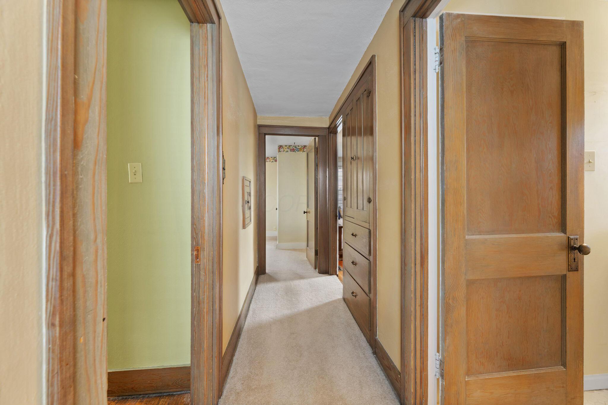 206 Jefferson Road Newark, OH 43055 - Photo 23 of 39 Hallway
