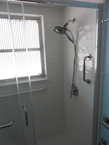 $179,000 | 138 36th Avenue North, Unit 206W, St. Petersburg, FL 33704